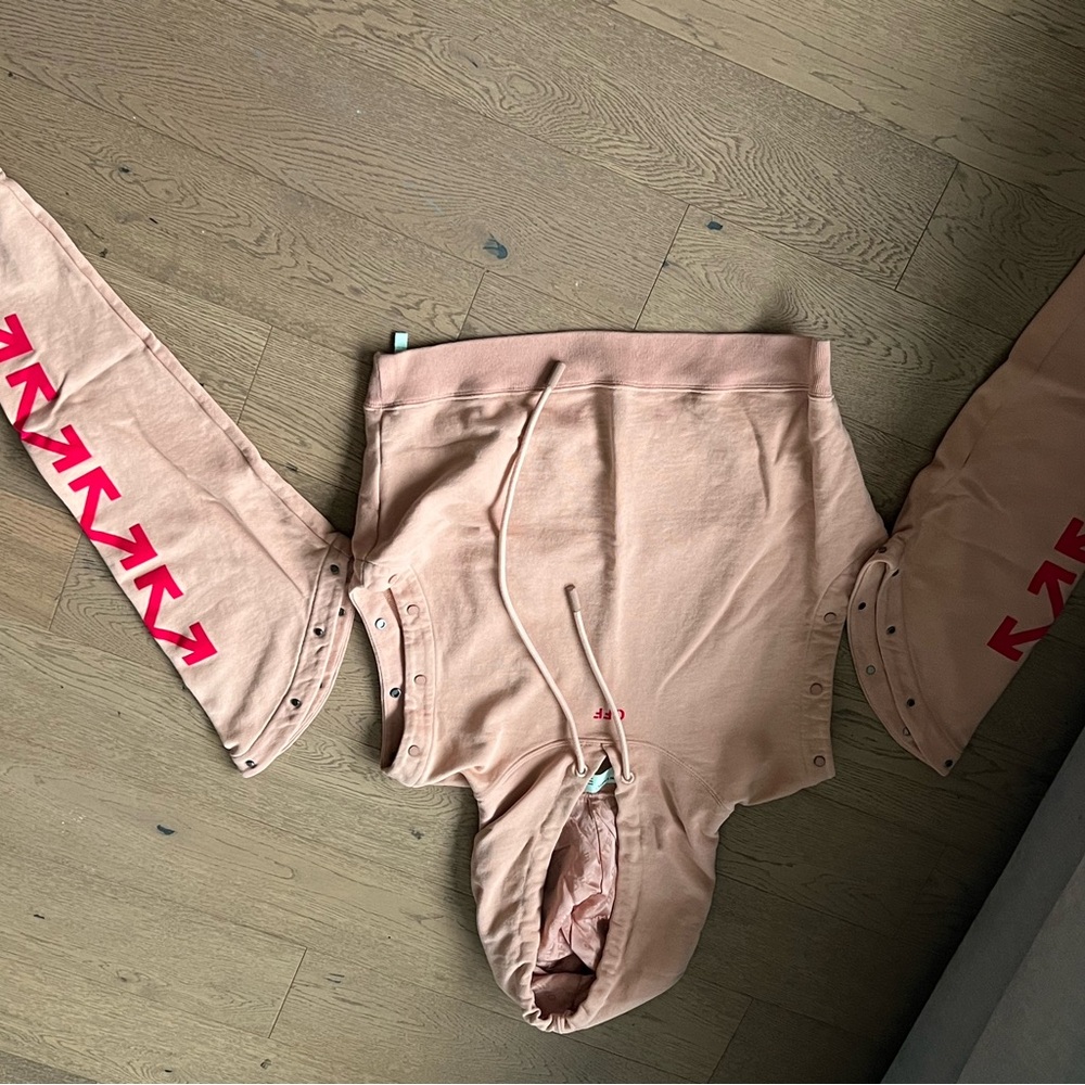 Off white Pink Hoodie and w removable sleeve